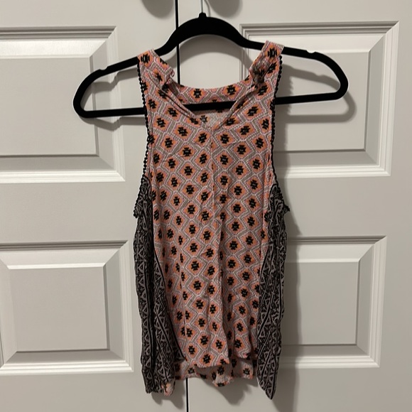 Patterned target top - Picture 5 of 6